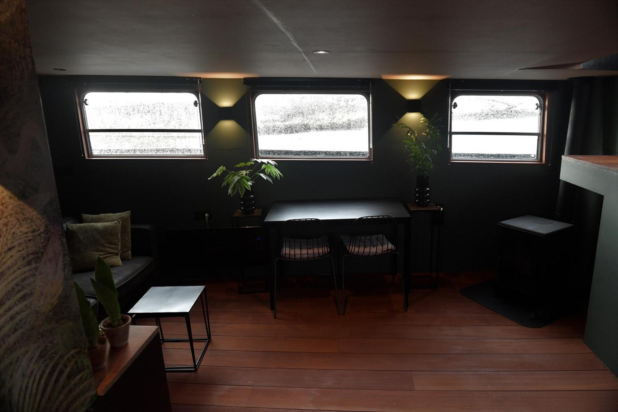 Wheelhouse Euphrate Houseboat Diemerbrug Exterior foto